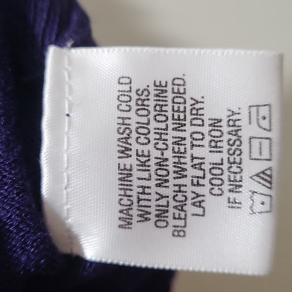 Shrug - Picture 5 of 7